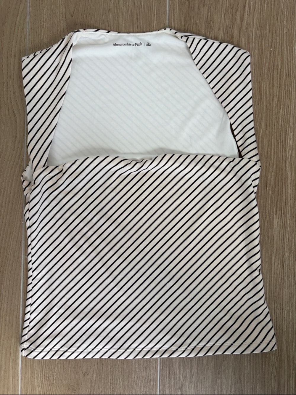 Abercrombie Ava Top - Size M